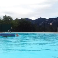 Activité sur le domaine : la piscine chauffée, le grand bassin